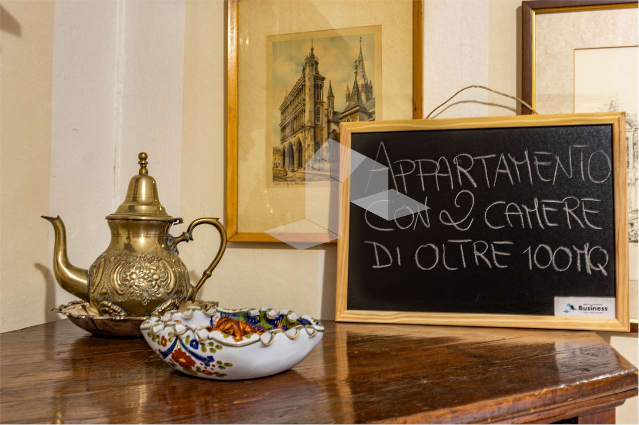 appartamento in vendita a Reggio nell'Emilia in zona Città Storica