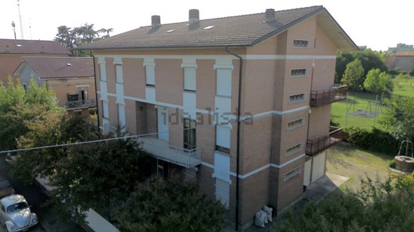 appartamento in vendita a Reggio nell'Emilia in zona Orologio