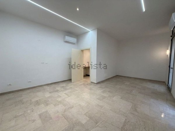 appartamento in vendita a Reggio nell'Emilia in zona Città Storica