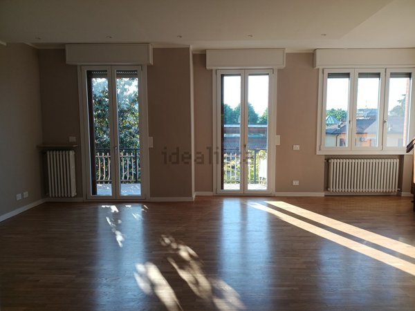 appartamento in vendita a Reggio nell'Emilia in zona Città Storica