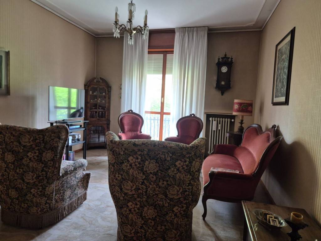 appartamento in vendita a Reggio nell'Emilia in zona Città Storica