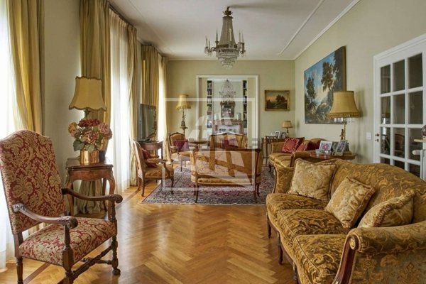 appartamento in vendita a Reggio nell'Emilia in zona Ospizio