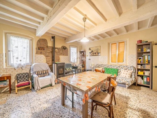 casa indipendente in vendita a Reggio nell'Emilia in zona Roncocesi