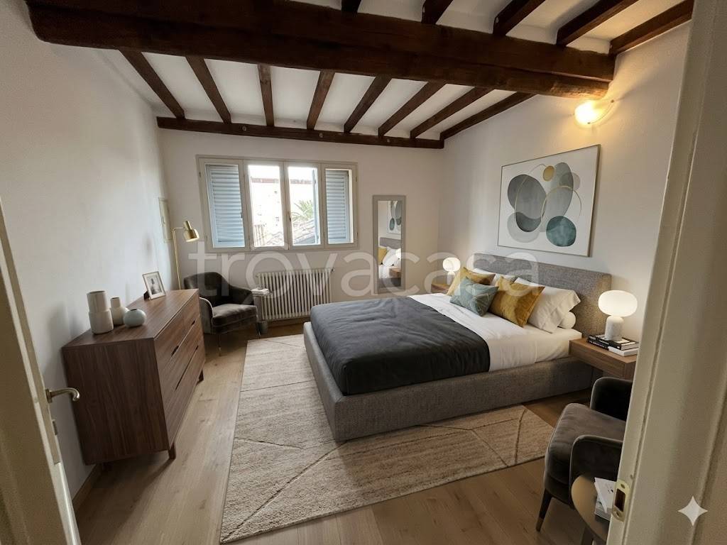 appartamento in vendita a Reggio nell'Emilia in zona Città Storica