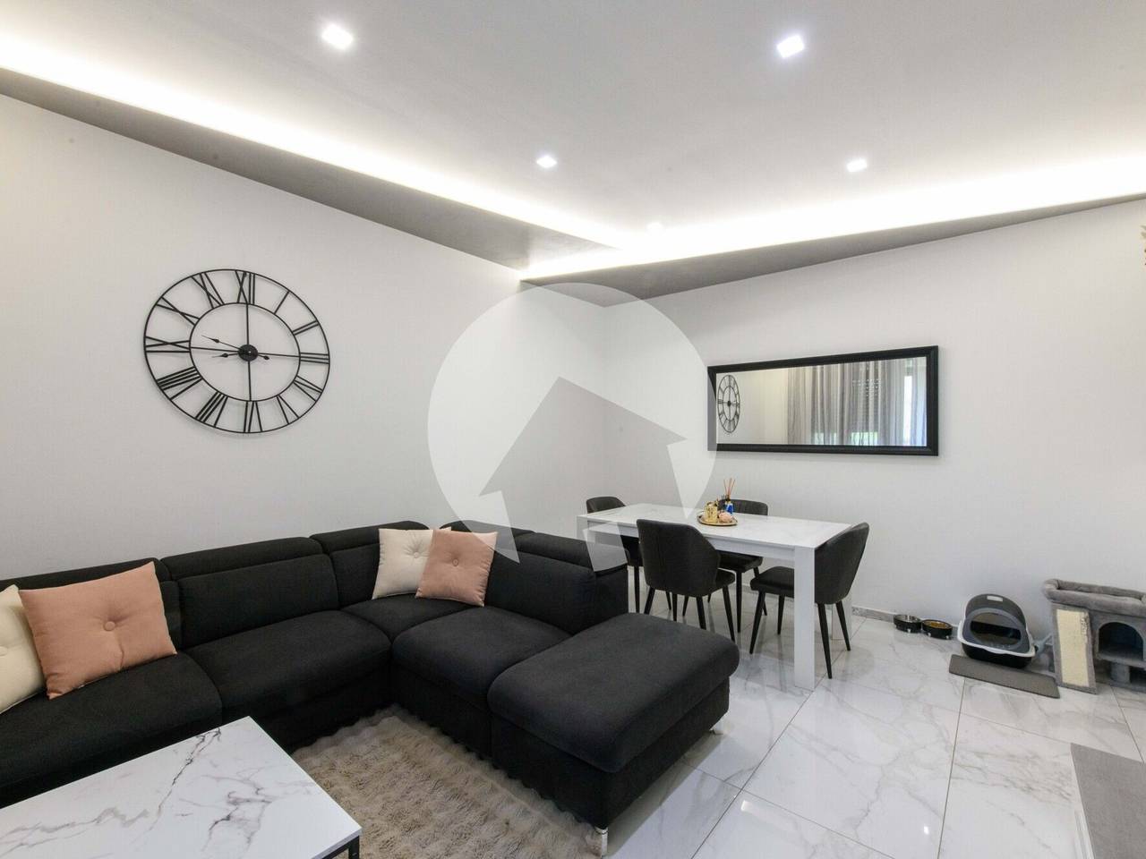 appartamento in vendita a Reggio nell'Emilia in zona Città Storica