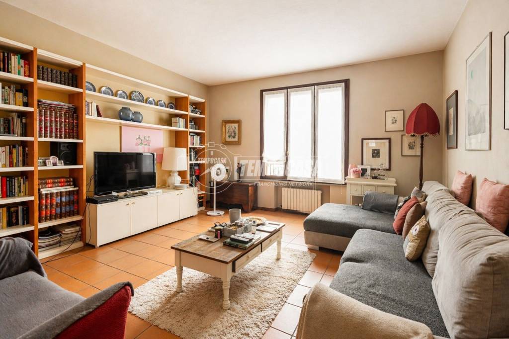 casa indipendente in vendita a Reggio nell'Emilia in zona Rivalta