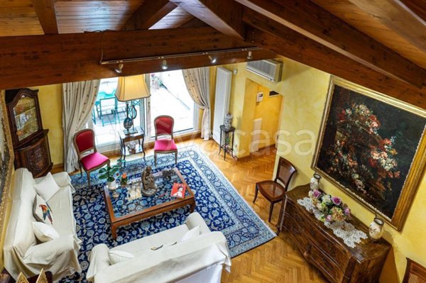 appartamento in vendita a Reggio nell'Emilia in zona Città Storica