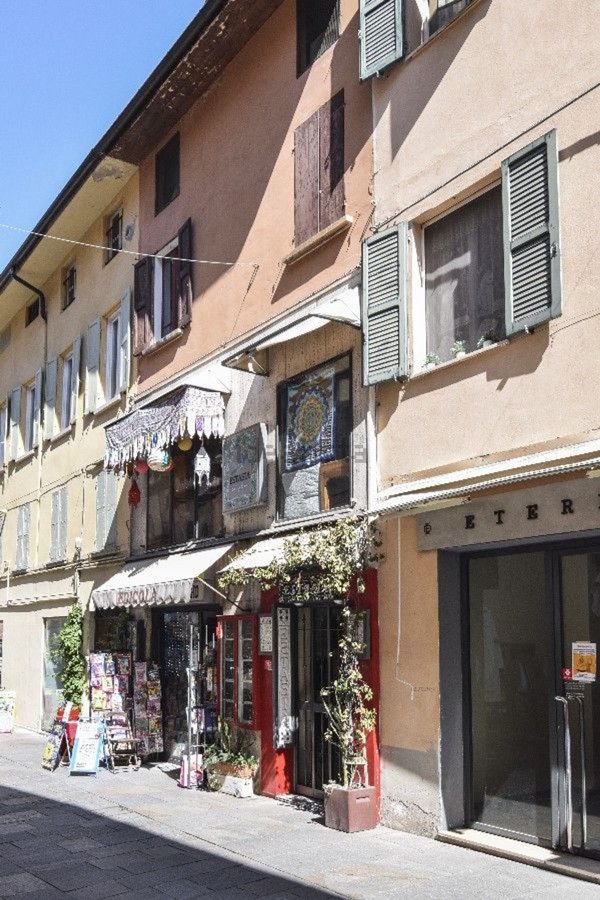 casa semindipendente in vendita a Reggio nell'Emilia in zona Città Storica