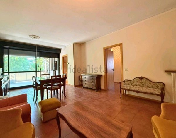 appartamento in vendita a Reggio nell'Emilia in zona Ospizio