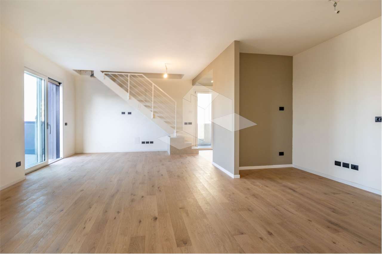 appartamento in vendita a Reggio nell'Emilia in zona Città Storica