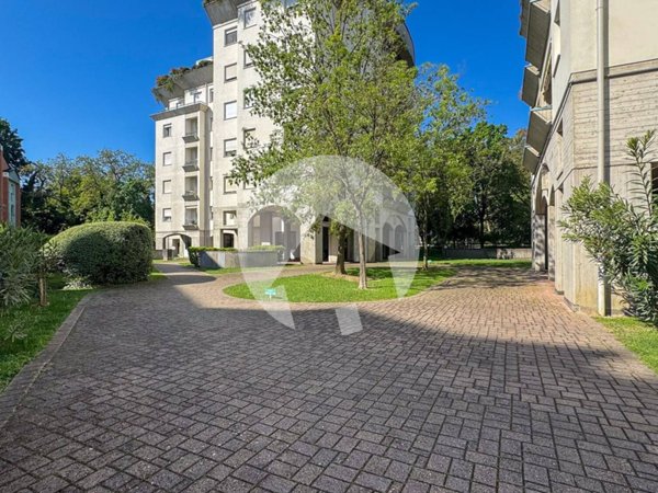 appartamento in vendita a Reggio nell'Emilia in zona Città Storica