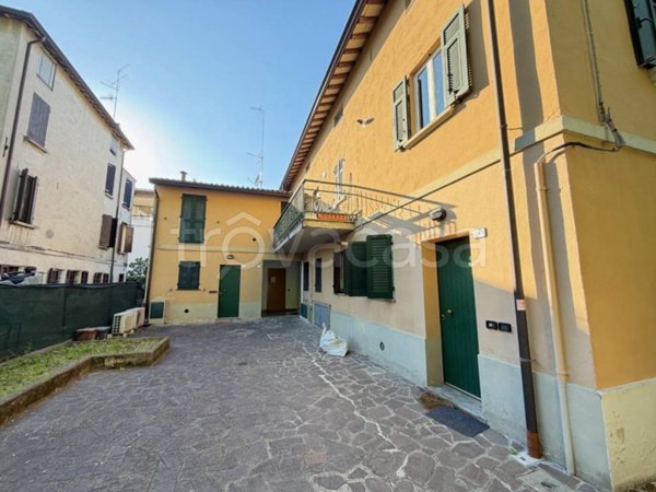 appartamento in vendita a Reggio nell'Emilia in zona Gattaglio