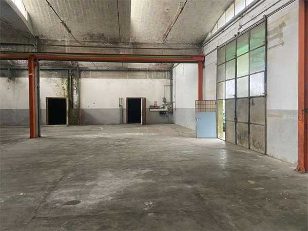 capannone in vendita a Reggio nell'Emilia in zona Cella