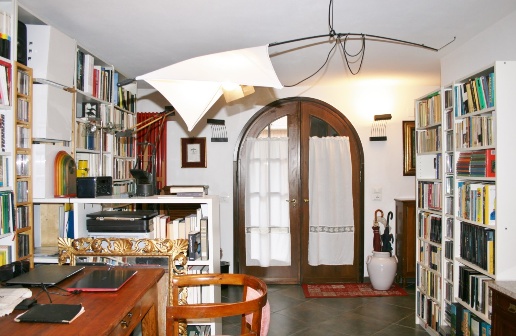 casa indipendente in vendita a Reggio nell'Emilia in zona Ospizio
