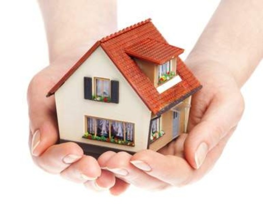 casa indipendente in vendita a Reggio nell'Emilia in zona Orologio