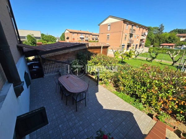casa indipendente in vendita a Reggio nell'Emilia in zona Roncocesi