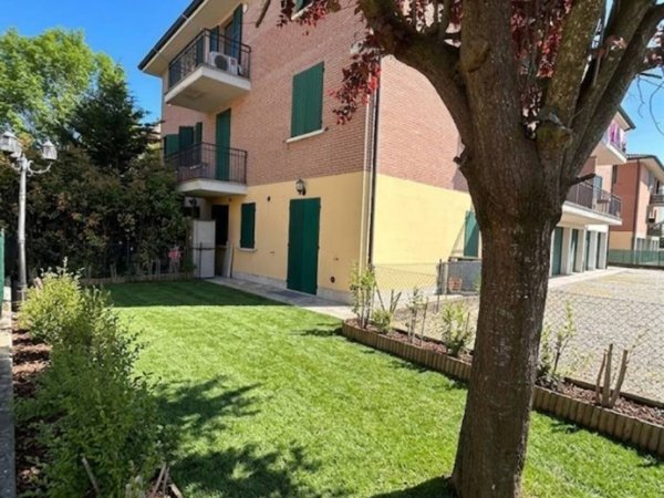 appartamento in vendita a Reggio nell'Emilia in zona Pratofontana