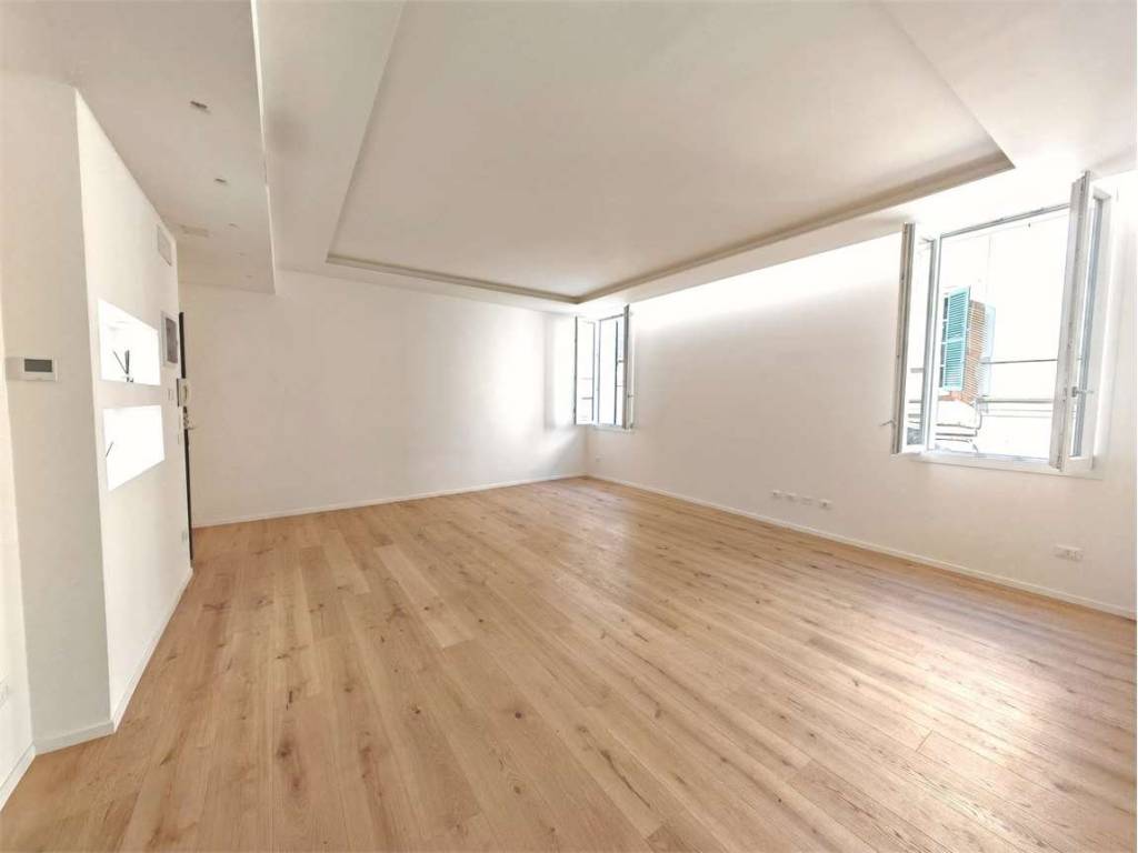 appartamento in vendita a Reggio nell'Emilia in zona Città Storica