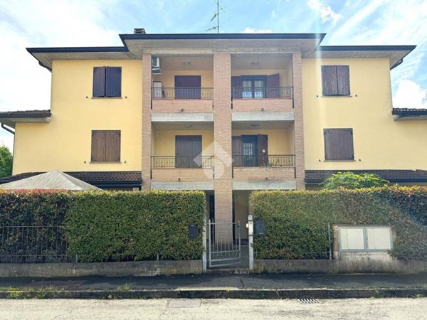appartamento in vendita a Reggio nell'Emilia in zona Cadè / Gaida