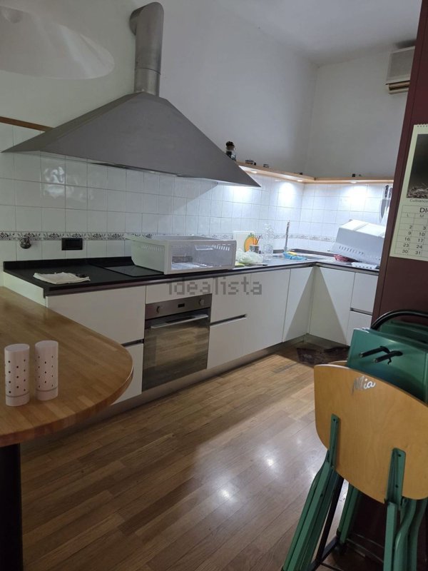 casa indipendente a Reggio nell'Emilia in zona San Pellegrino / Villa Canali