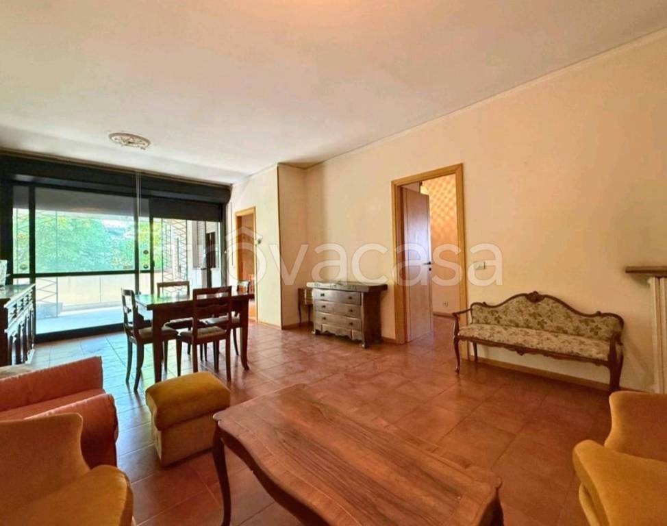 appartamento in vendita a Reggio nell'Emilia in zona Ospizio