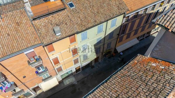 appartamento in vendita a Reggio nell'Emilia in zona Città Storica