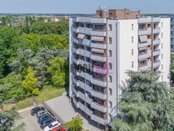 appartamento in vendita a Reggio nell'Emilia in zona Città Storica