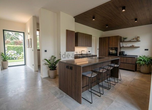 casa indipendente in vendita a Reggio nell'Emilia in zona San Bartolomeo