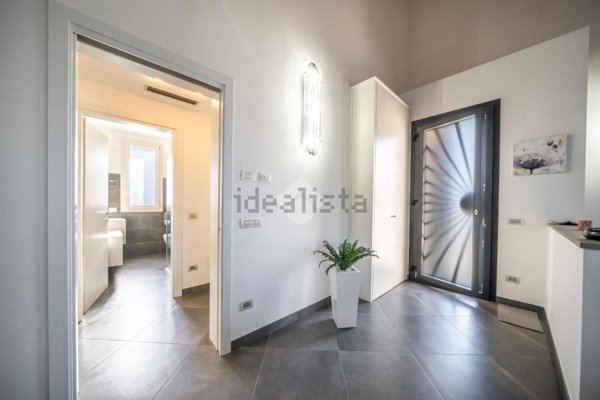 casa indipendente in vendita a Reggio nell'Emilia in zona Gavassa