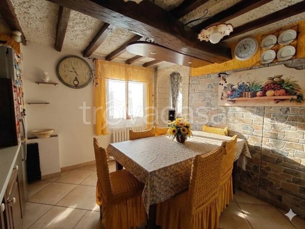 casa indipendente in vendita a Reggio nell'Emilia in zona Roncocesi