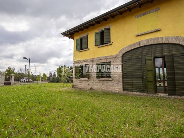 appartamento in vendita a Reggio nell'Emilia in zona Rivalta