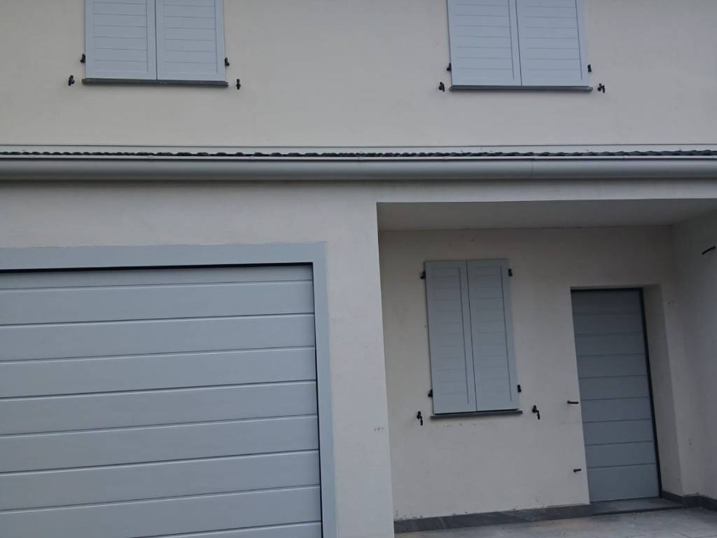 casa indipendente in vendita a Reggio nell'Emilia