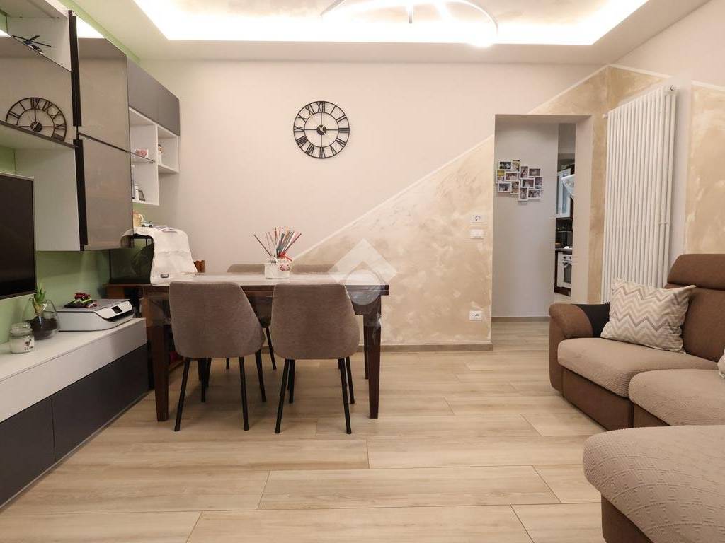 appartamento in vendita a Reggio nell'Emilia in zona Santa Croce