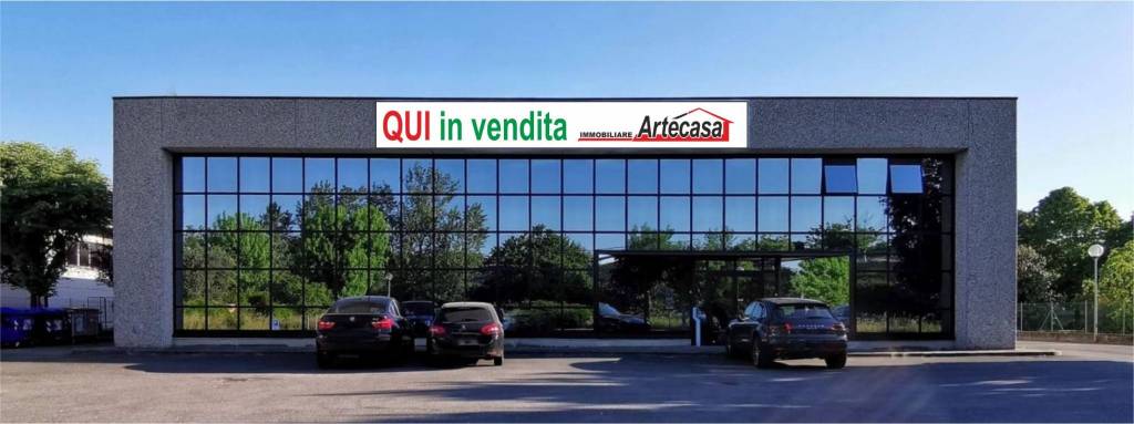 capannone in vendita a Reggio nell'Emilia in zona Santa Croce