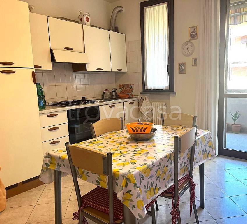 appartamento in vendita a Reggio nell'Emilia in zona Ospizio