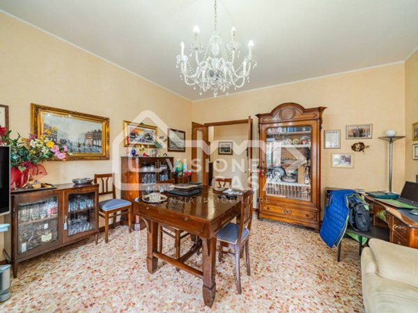 appartamento in vendita a Reggio nell'Emilia