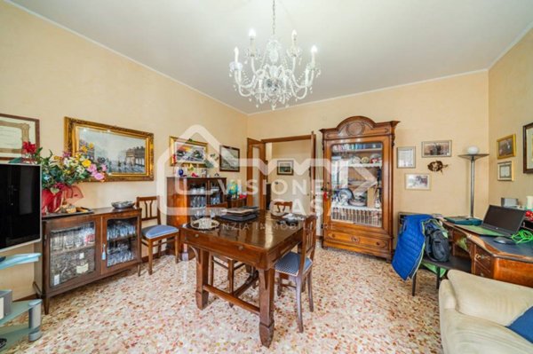 appartamento in vendita a Reggio nell'Emilia in zona Mirabello