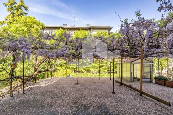 appartamento in vendita a Reggio nell'Emilia in zona Rosta Nuova