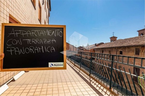 appartamento in vendita a Reggio nell'Emilia in zona Città Storica