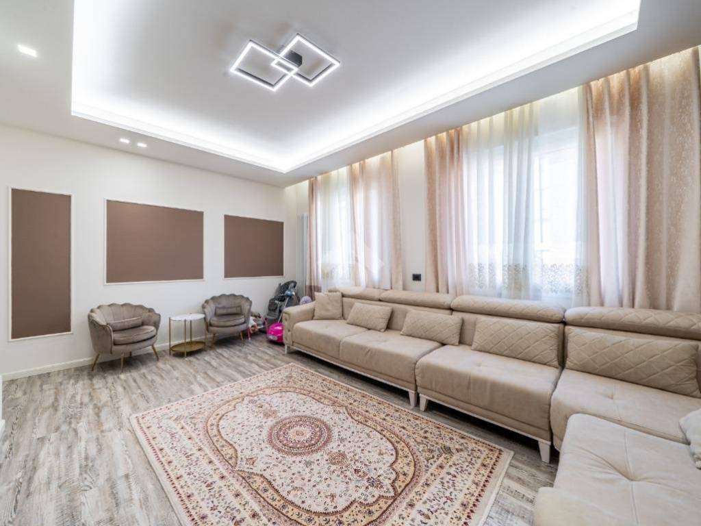appartamento in vendita a Reggio nell'Emilia in zona Santa Croce