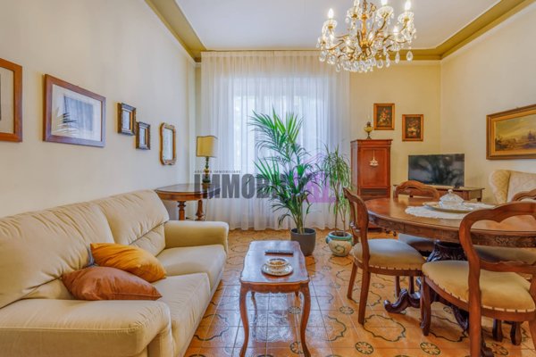 appartamento in vendita a Reggio nell'Emilia in zona Ospizio