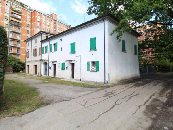 appartamento in vendita a Reggio nell'Emilia in zona Pappagnocca