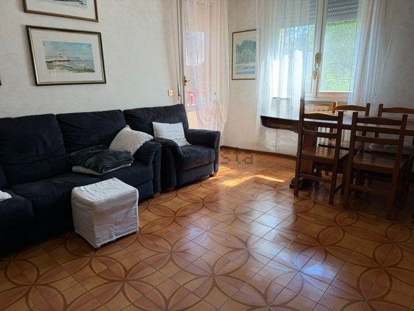 appartamento in vendita a Reggio nell'Emilia in zona Compagnoni / Migliolungo