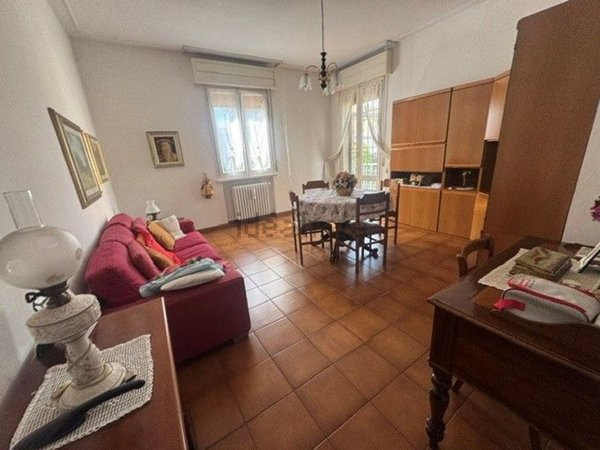 appartamento in vendita a Reggio nell'Emilia in zona Orologio