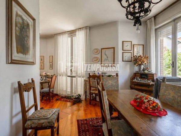 casa indipendente in vendita a Reggio nell'Emilia in zona Codemondo