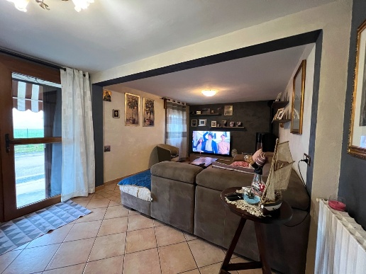 appartamento in vendita a Reggio nell'Emilia in zona Marmirolo