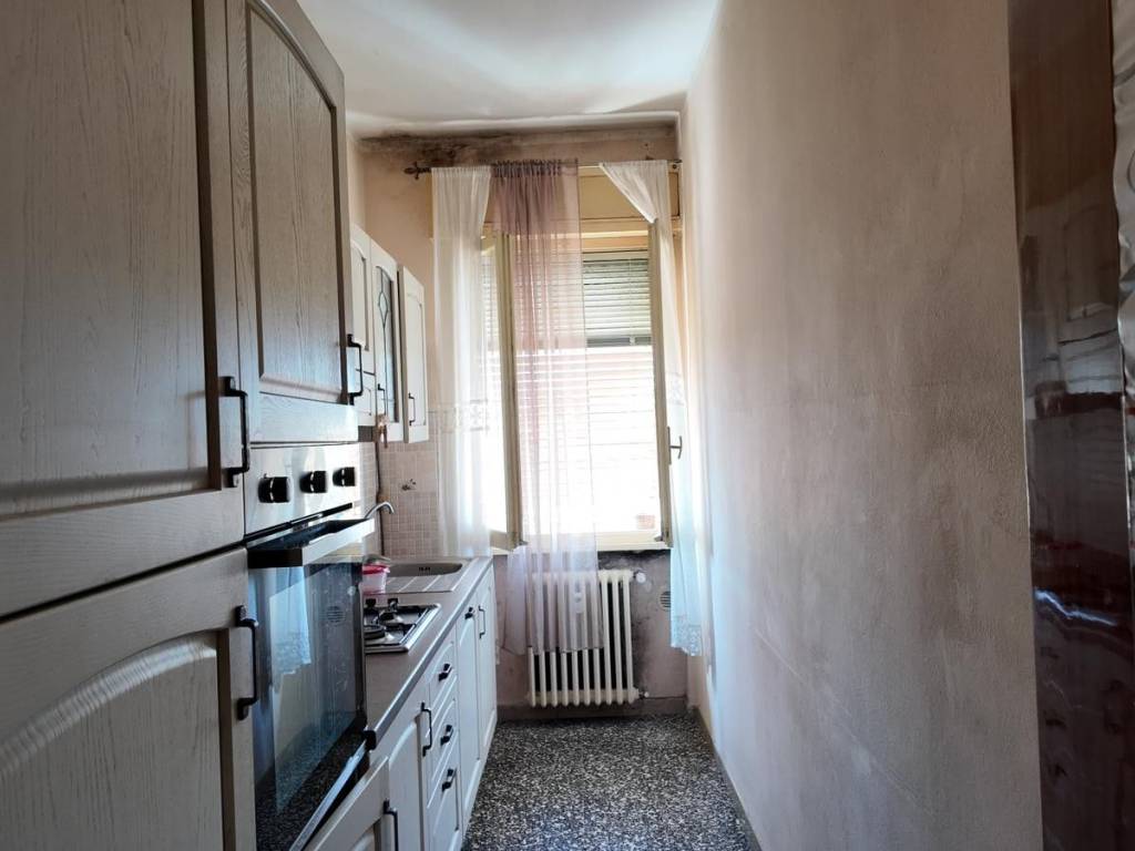 appartamento in vendita a Reggio nell'Emilia in zona Città Storica