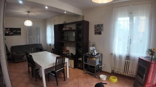 casa semindipendente in vendita a Reggio nell'Emilia