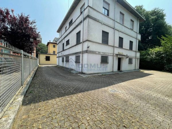 appartamento in vendita a Reggio nell'Emilia in zona Città Storica