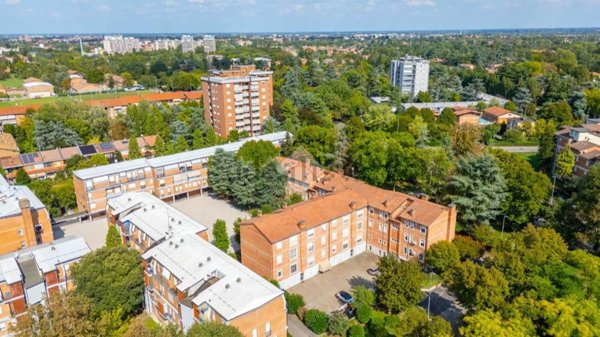 appartamento in vendita a Reggio nell'Emilia in zona Compagnoni / Migliolungo